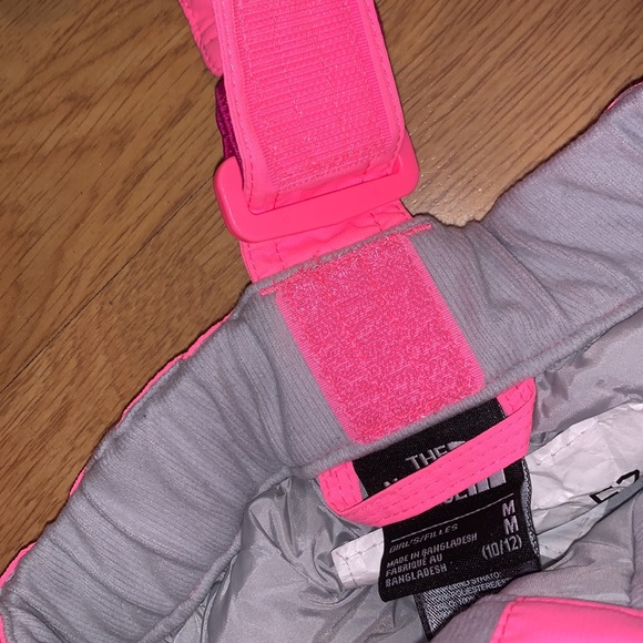 NWT The North Face Girls Snowquest Suspender Pants, Pink, Medium - Picture 13 of 16